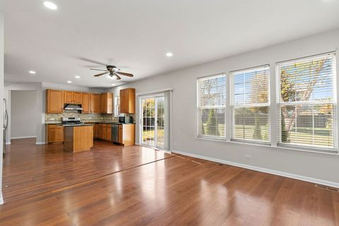 Tiny photo for 54 Meadows Drive, Gilberts, IL 60136 (MLS # 12523878)