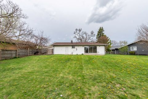 Tiny photo for 2625 Varonen Avenue, Waukegan, IL 60087 (MLS # 12623719)