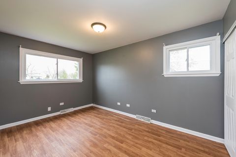 Tiny photo for 2625 Varonen Avenue, Waukegan, IL 60087 (MLS # 12623719)