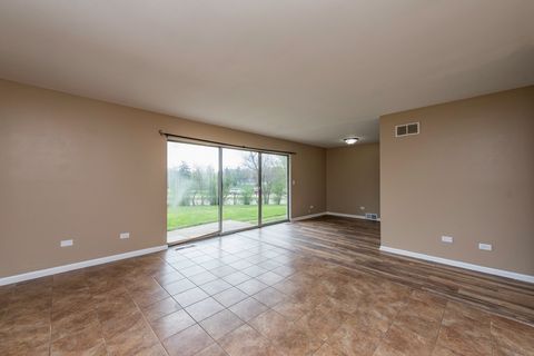 Tiny photo for 2625 Varonen Avenue, Waukegan, IL 60087 (MLS # 12623719)