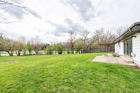 Tiny photo for 2625 Varonen Avenue, Waukegan, IL 60087 (MLS # 12623719)