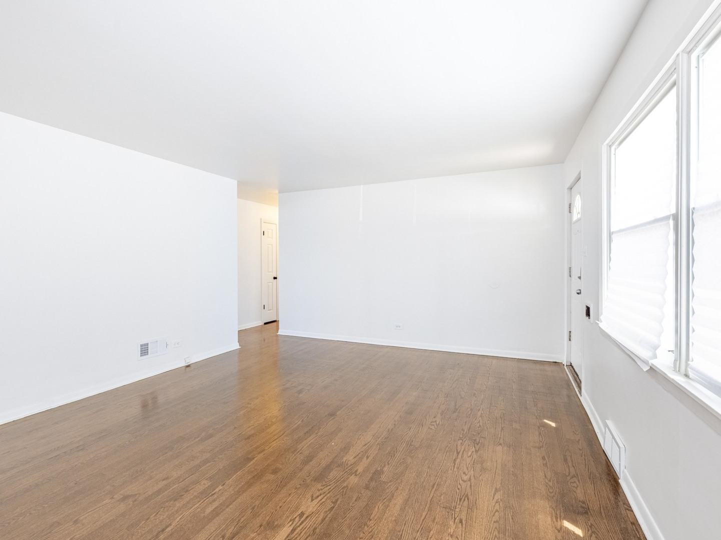 3942 W 85th Street