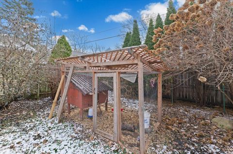 Tiny photo for 407 W HIGH Street, Urbana, IL 61801 (MLS # 12540162)