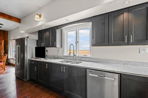 Tiny photo for 2550 E County Road 1375 Road, Newman, IL 61942 (MLS # 12473118)