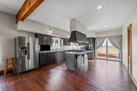 Tiny photo for 2550 E County Road 1375 Road, Newman, IL 61942 (MLS # 12473118)