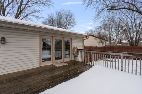 Tiny photo for 224 Kedvale Court, Bolingbrook, IL 60440 (MLS # 12522897)