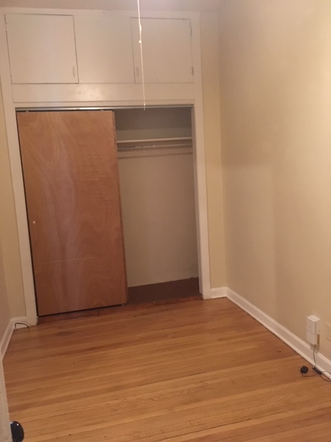 3246 N SEMINARY Avenue 1F