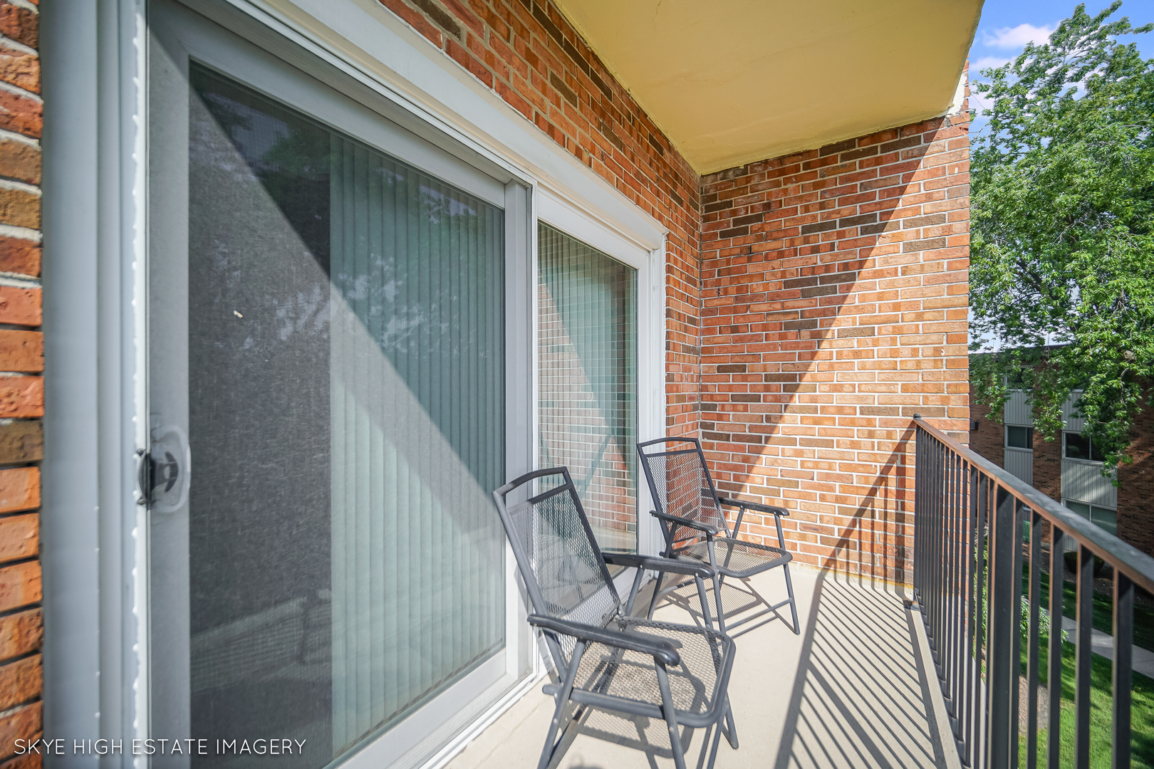 9716 S Karlov Avenue S 307