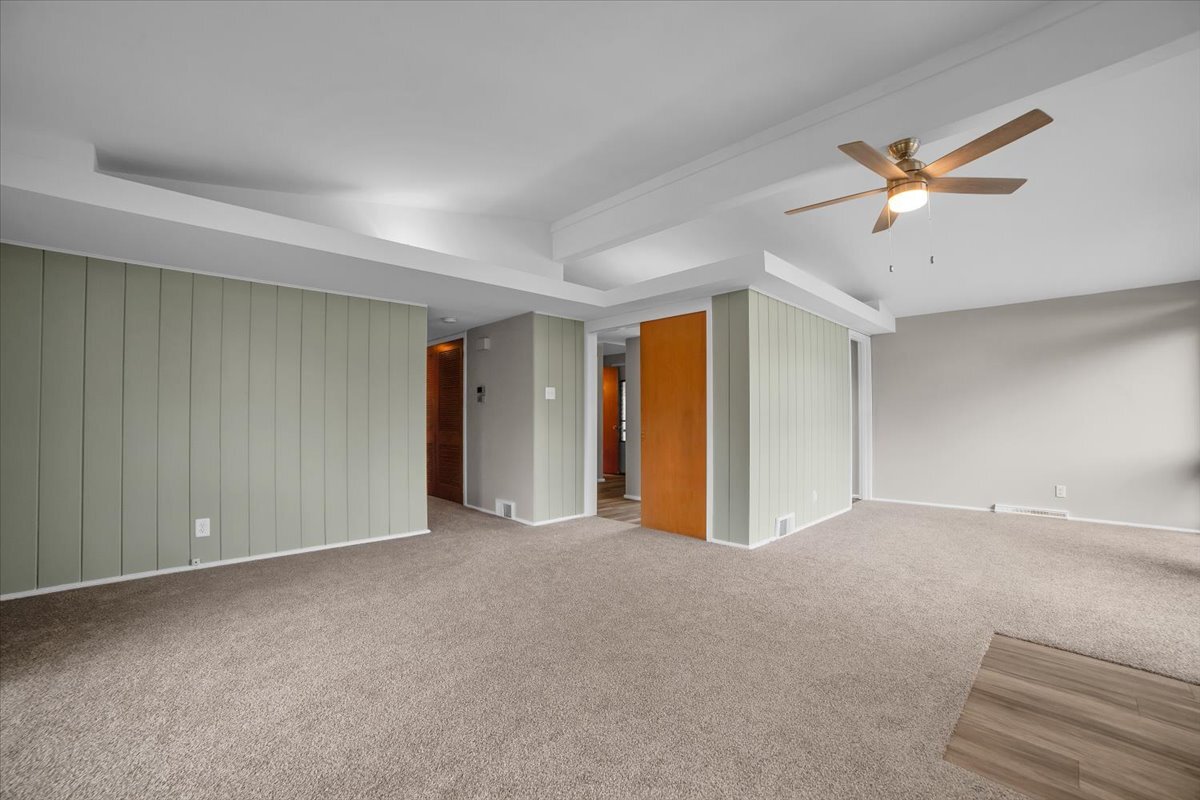 209 Sharon Lane
