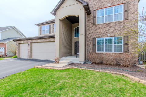 Tiny photo for 7414 Ascot Court E, Joliet, IL 60431 (MLS # 12698307)