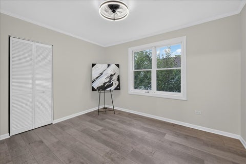 Tiny photo for 211 N Graylynn Drive, Mount Prospect, IL 60056 (MLS # 12766401)