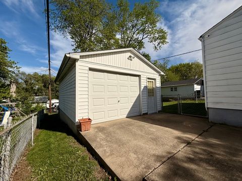Tiny photo for 68 Maple Court, Decatur, IL 62526 (MLS # 12623208)