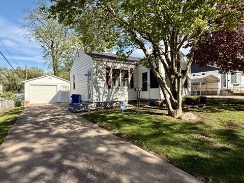 Tiny photo for 68 Maple Court, Decatur, IL 62526 (MLS # 12623208)