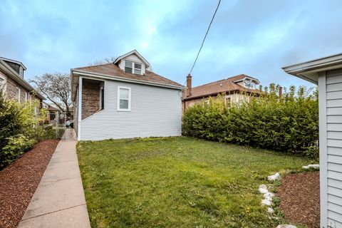 Tiny photo for 9035 S Marshfield Avenue, Chicago, IL 60620 (MLS # 12476321)