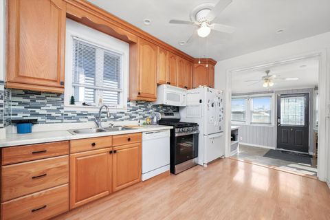 Tiny photo for 6245 W Byron Street, Chicago, IL 60634 (MLS # 12519198)