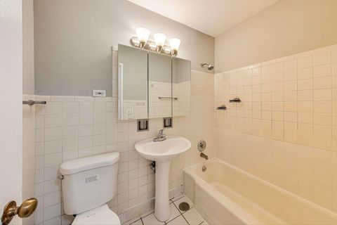 Tiny photo for 8500 Skokie Boulevard #3A, Skokie, IL 60077 (MLS # 12476216)