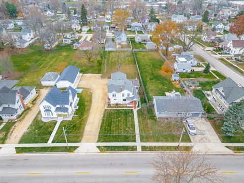 Tiny photo for 1111 Pearl Street, Belvidere, IL 61008 (MLS # 12523276)