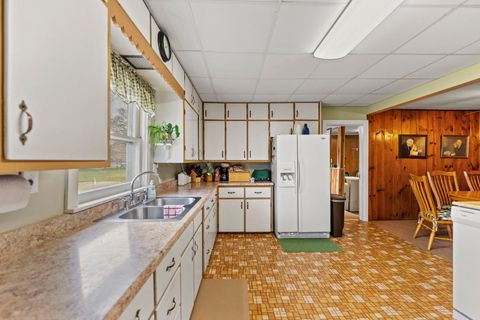 Tiny photo for 1111 Pearl Street, Belvidere, IL 61008 (MLS # 12523276)