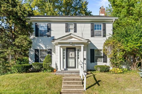 203 S Calumet Avenue Aurora IL 60506