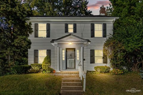 Tiny photo for 203 S Calumet Avenue, Aurora, IL 60506 (MLS # 12503966)