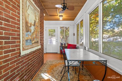 Tiny photo for 203 S Calumet Avenue, Aurora, IL 60506 (MLS # 12503966)