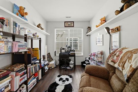 Tiny photo for 561 Autumn Circle, Pingree Grove, IL 60140 (MLS # 12598862)