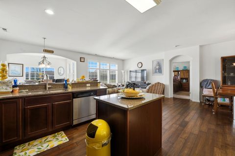 Tiny photo for 561 Autumn Circle, Pingree Grove, IL 60140 (MLS # 12598862)