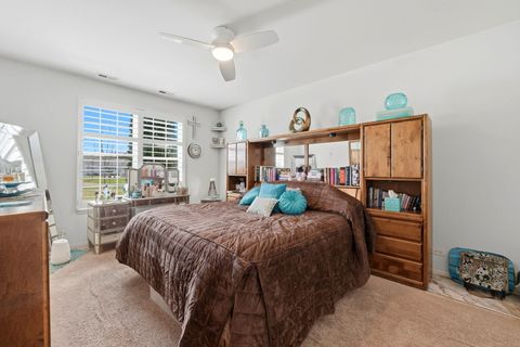 Tiny photo for 561 Autumn Circle, Pingree Grove, IL 60140 (MLS # 12598862)