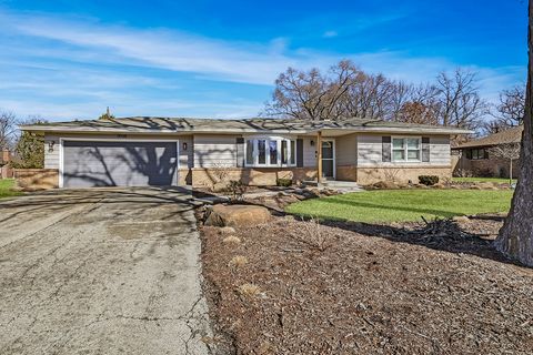 Photo of 17528 Woodbrook Lane, Lockport, IL 60441 (MLS # 12592789)