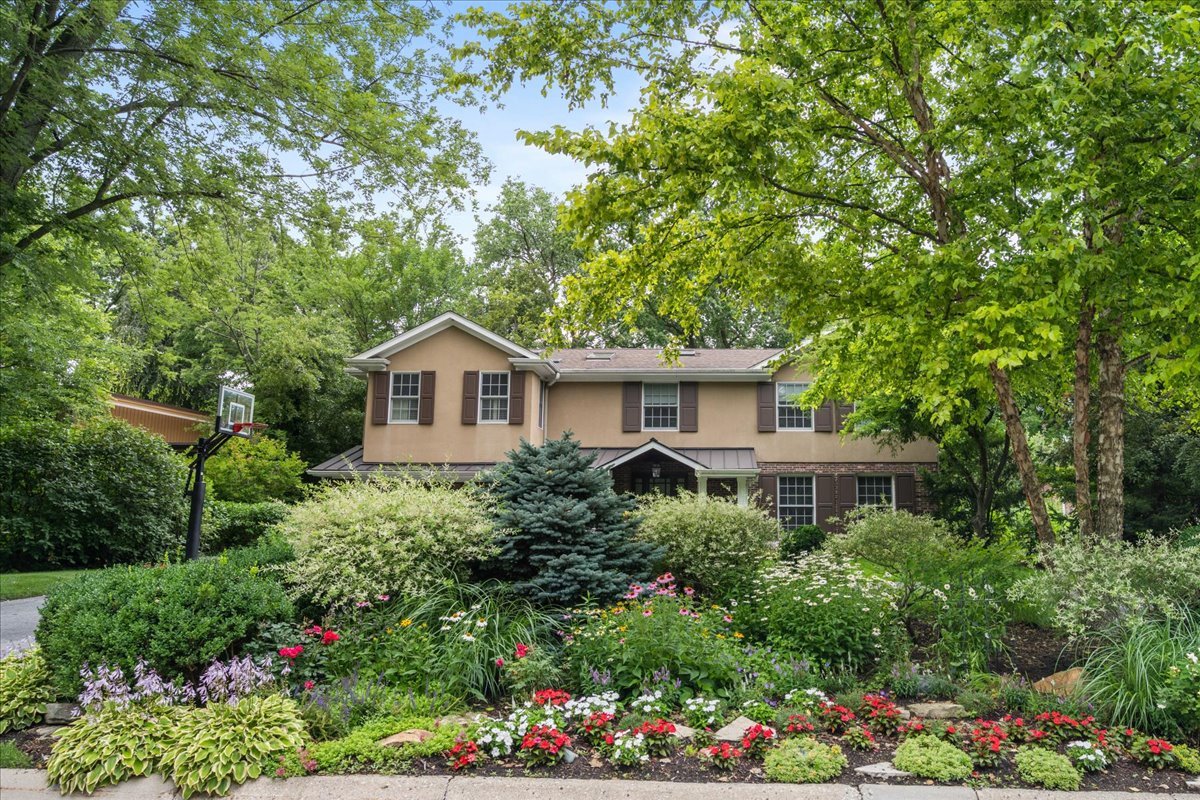 901 Stonegate Drive