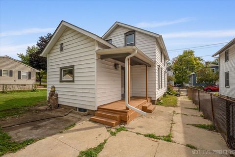 Tiny photo for 218 Forest Avenue, Aurora, IL 60505 (MLS # 12487119)