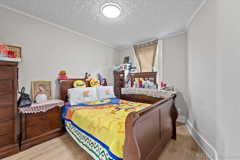 Tiny photo for 218 Forest Avenue, Aurora, IL 60505 (MLS # 12487119)