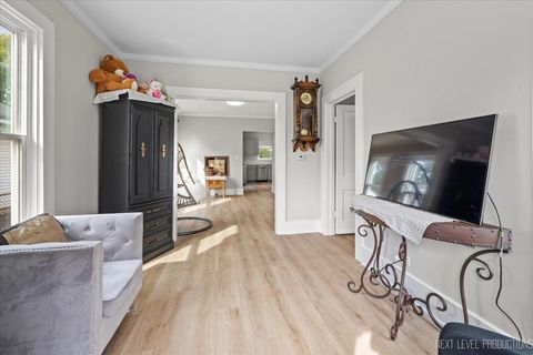 Tiny photo for 218 Forest Avenue, Aurora, IL 60505 (MLS # 12487119)