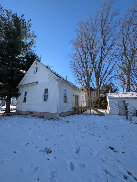 Tiny photo for 543 E 3rd Street, El Paso, IL 61738 (MLS # 12530222)