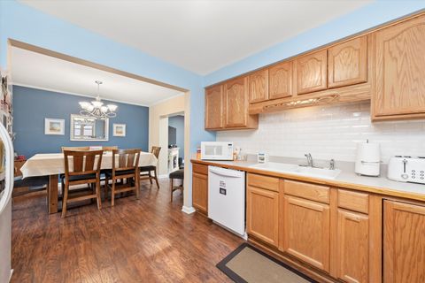 Tiny photo for 10504 S HOMAN Avenue, Chicago, IL 60655 (MLS # 12511423)