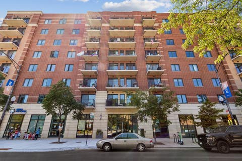 Photo of 4848 N SHERIDAN Road #407, Chicago, IL 60640 (MLS # 12710041)