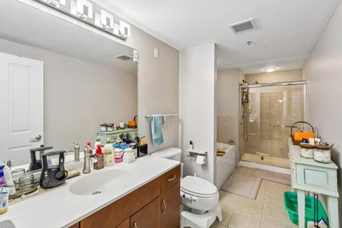 Tiny photo for 4848 N SHERIDAN Road #407, Chicago, IL 60640 (MLS # 12710041)