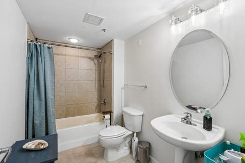 Tiny photo for 4848 N SHERIDAN Road #407, Chicago, IL 60640 (MLS # 12710041)