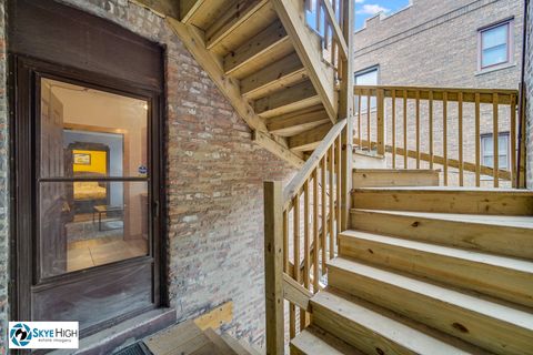 Tiny photo for 945 E Hyde Park Boulevard #2, Chicago, IL 60615 (MLS # 12616683)