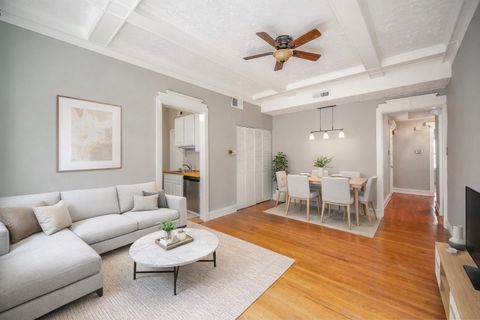Tiny photo for 945 E Hyde Park Boulevard #2, Chicago, IL 60615 (MLS # 12616683)