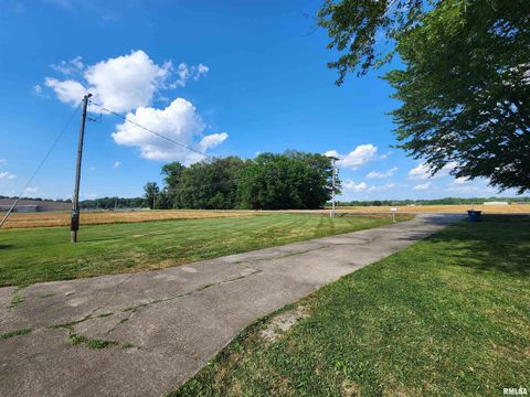 Tiny photo for 10107 Sugar Creek Road, Benton, IL 62812 (MLS # EB458873)