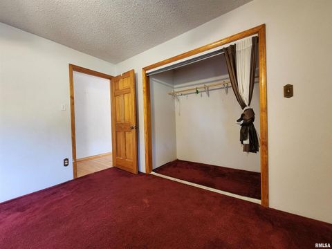 Tiny photo for 10107 Sugar Creek Road, Benton, IL 62812 (MLS # EB458873)