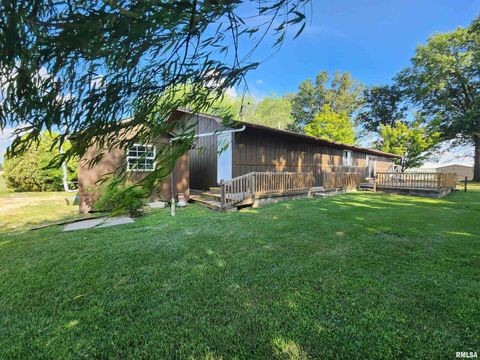 Tiny photo for 10107 Sugar Creek Road, Benton, IL 62812 (MLS # EB458873)