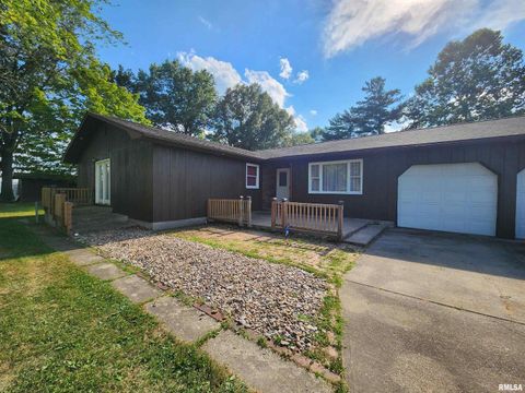 Tiny photo for 10107 Sugar Creek Road, Benton, IL 62812 (MLS # EB458873)