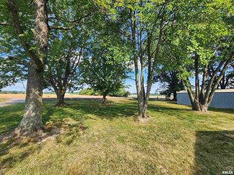 Tiny photo for 10107 Sugar Creek Road, Benton, IL 62812 (MLS # EB458873)