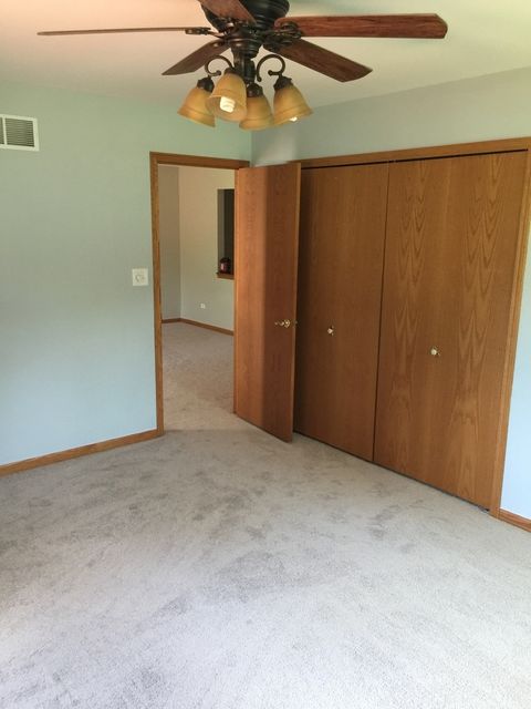 Tiny photo for 217 Huntington Court, Shorewood, IL 60404 (MLS # 12554629)