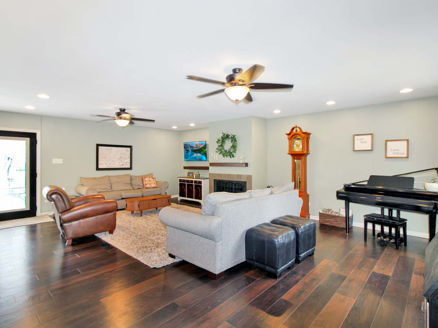200 Inwood Drive