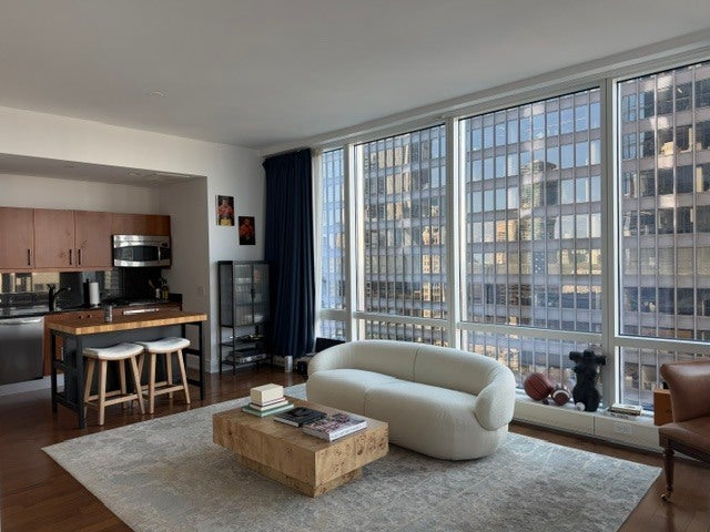 401 N Wabash Avenue 31F