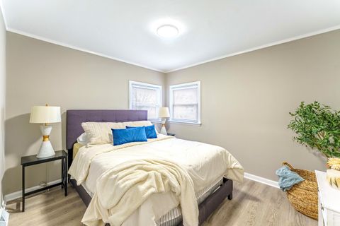 Tiny photo for 30 Washington Avenue, La Grange, IL 60525 (MLS # 12614951)