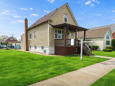 Photo of 30 Washington Avenue, La Grange, IL 60525 (MLS # 12614951)